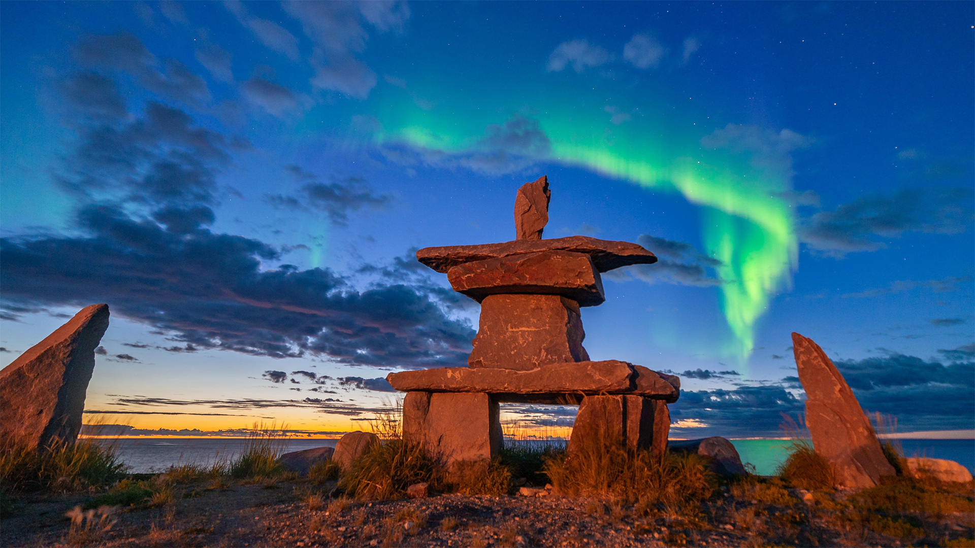 Inuit Inukshuk, churchill, canada, northern lights